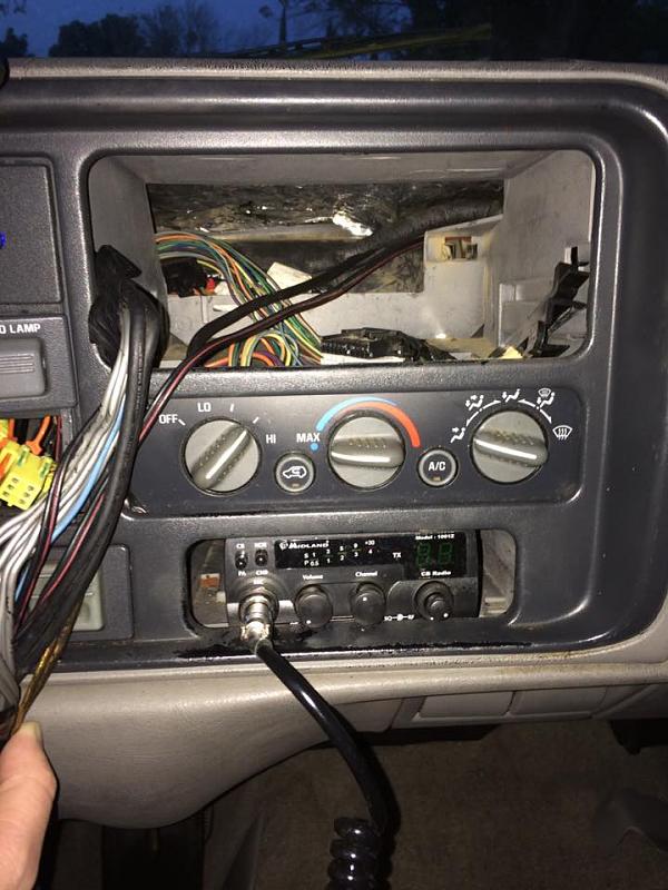 Stereo Wiring hacked up - need help-13083333_1181780721832533_7442935317595522124_n.jpg