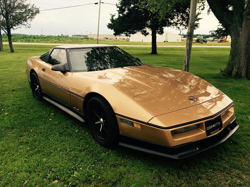 For Sale 1984 Chevy Corvette Coupe 8 Cylinder - Bronze-84-almost-full-view.jpg
