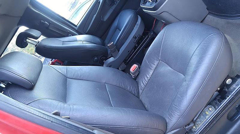 Front Seat swaps for Express 3500?-0481104673.jpg