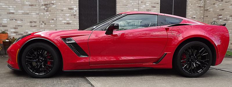 Anohter new guy with pics of my two-2017-c7-z06-18-3-.jpg