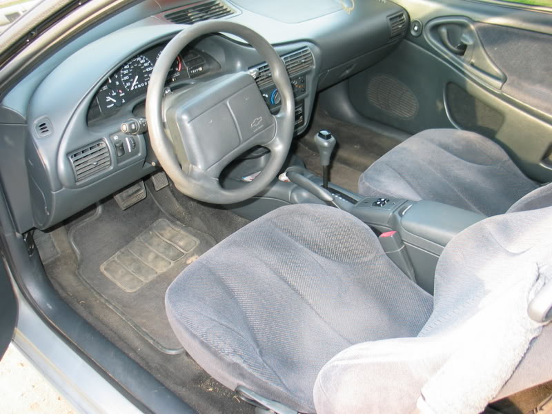 Name:  frontseats.jpg
Views: 490
Size:  86.6 KB