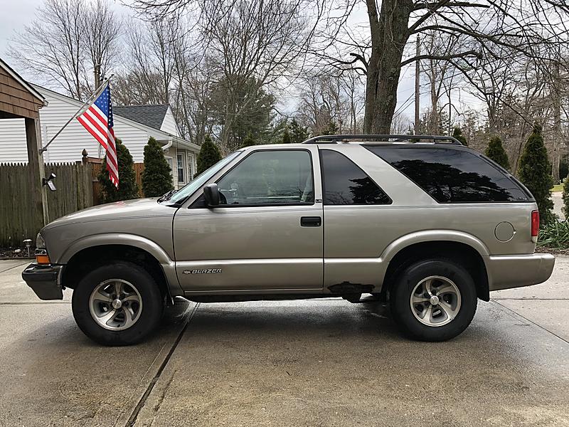 2000 Chevy Blazer 5 speed ! 120,000 with tons of maintenance !-img_1045.jpg