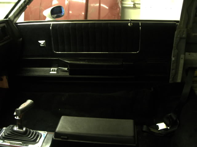 Name:  interior001.jpg
Views: 104
Size:  30.9 KB