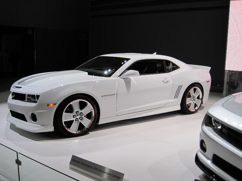 Name:  2009LAAuto023.jpg
Views: 47
Size:  61.6 KB