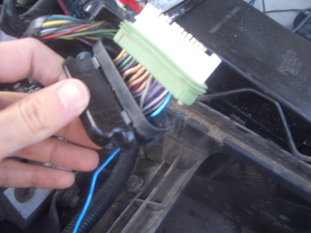 DIY/Walkthrough for VCM/ECU ground wire update - Chevrolet ... 96 4 3 vortec ecu wiring diagram 