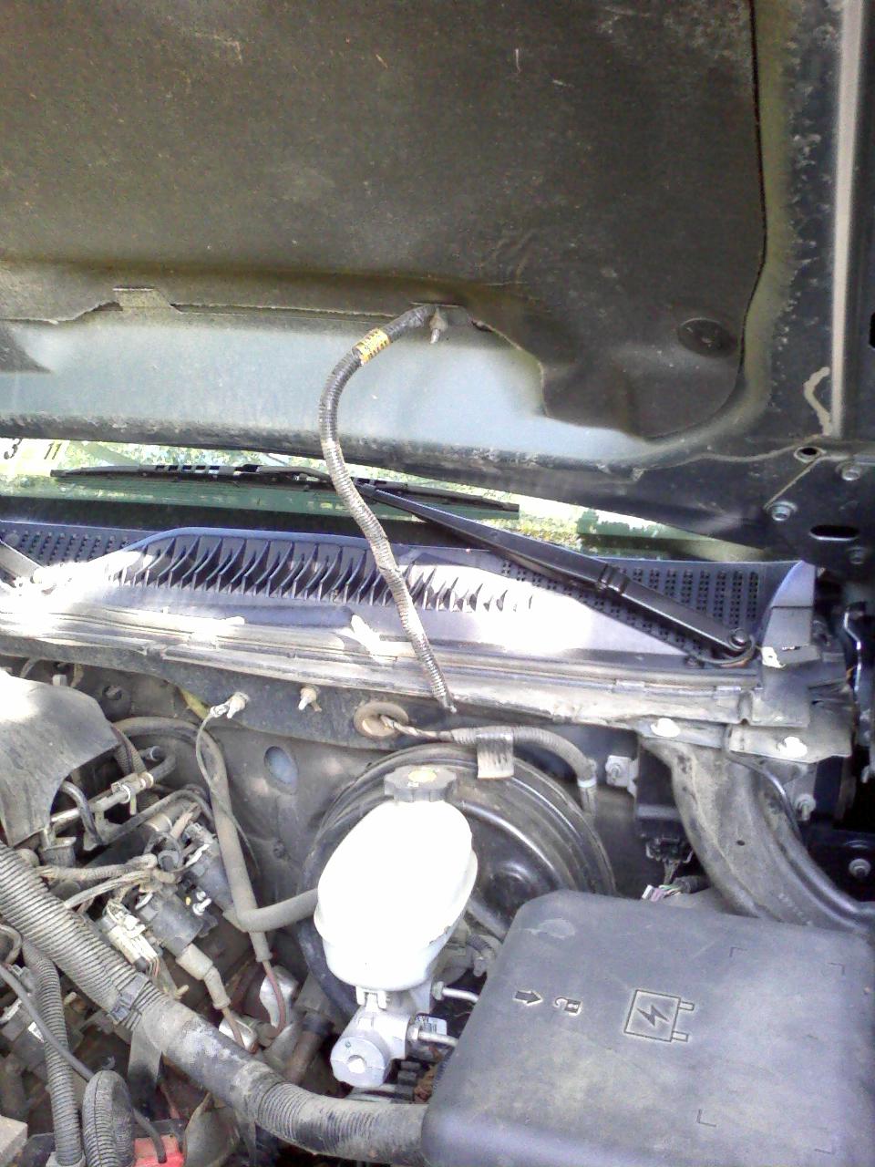 What is this wire??? - Chevrolet Forum - Chevy Enthusiasts ... 2002 escape stereo wiring diagram 