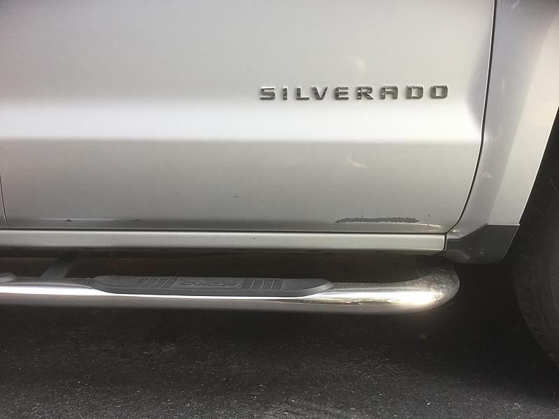 2014 Silverado - Silver Paint Peeling-img_0027.jpg