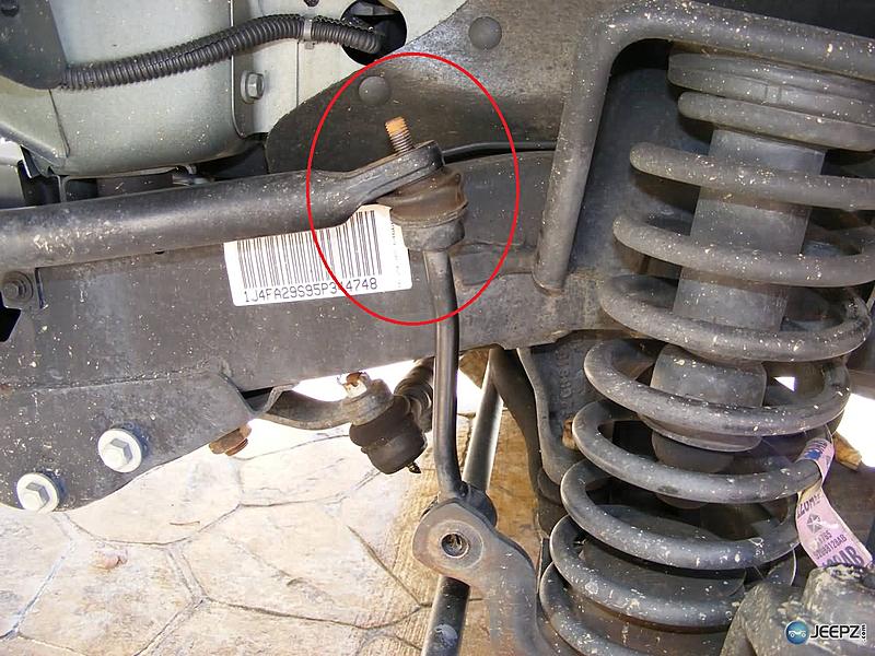 The tale of the vanishing swar bar link, and how Advance Auto treats customers...-unbolted-stock-jeep-sway-bar-disconnect.jpg