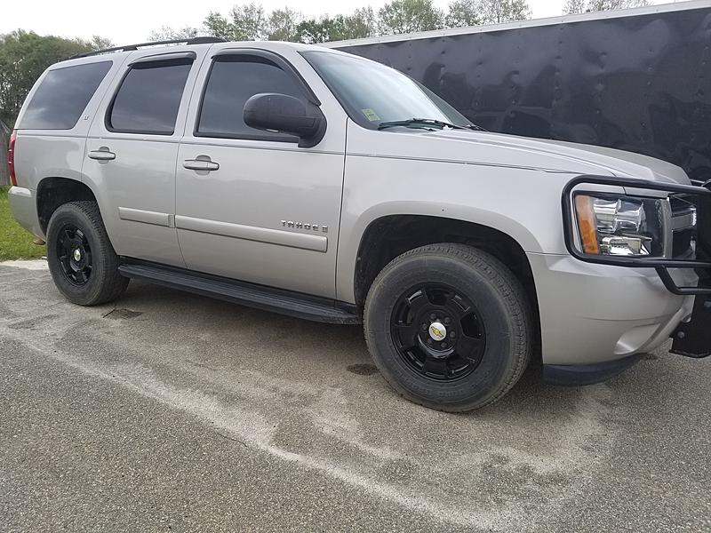 Show your hoe/burb!  Post them pics boys!-painted-rims.jpg