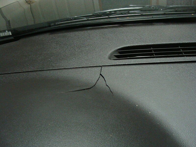 2011 Yukon Dash Board just cracked-bhc7mgi.jpg