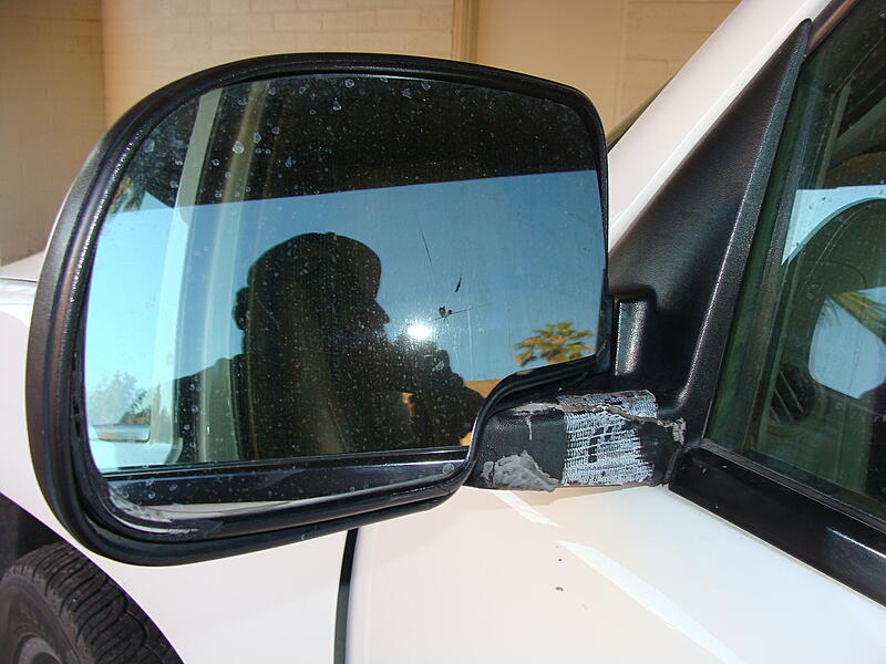 2005 Yukon trim panels-jbfvf0p.jpg