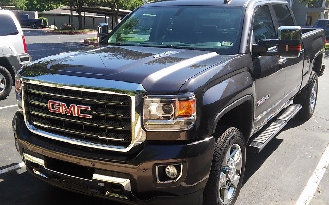 I’ve Got a 2015 GMC Sierra 2500HD for a Week. What Would You Like to Know About It?