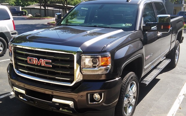 I’ve Got a 2015 GMC Sierra 2500HD for a Week. What Would You Like to Know About It?