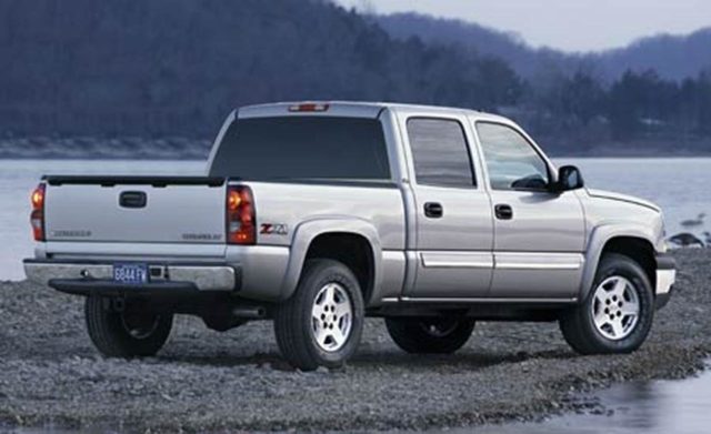 2004 Chevrolet Silverado ChevroletForum 1