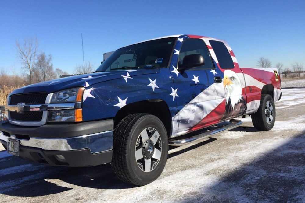 2017 Chevrolet Silverado HD Flag