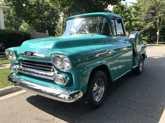 2017 Woodward Dream Cruise Brings Out the Best Trucks