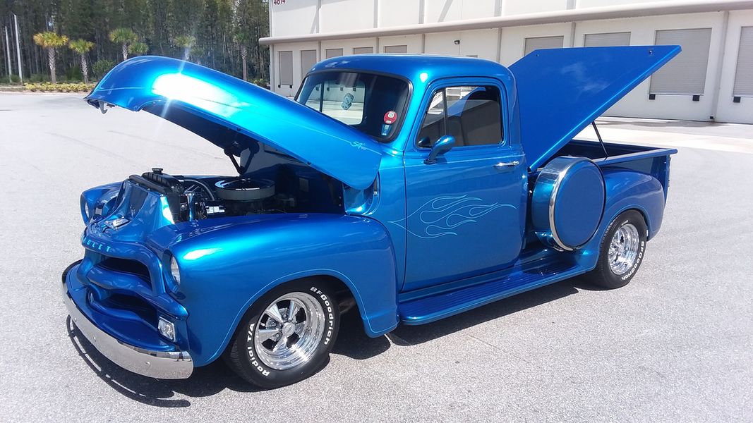 Big Block Chevy Makes Us Blue with Envy
