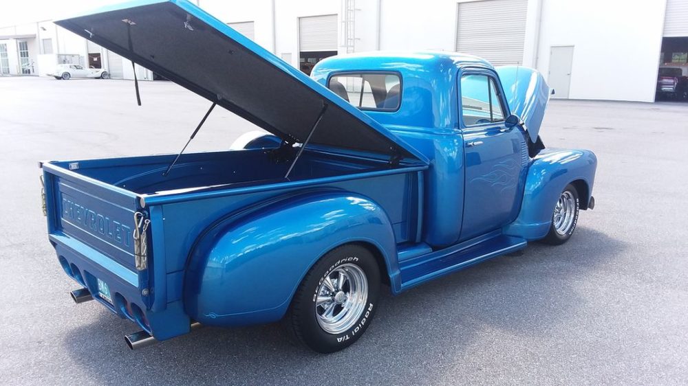 Big Block Chevy Makes Us Blue with Envy