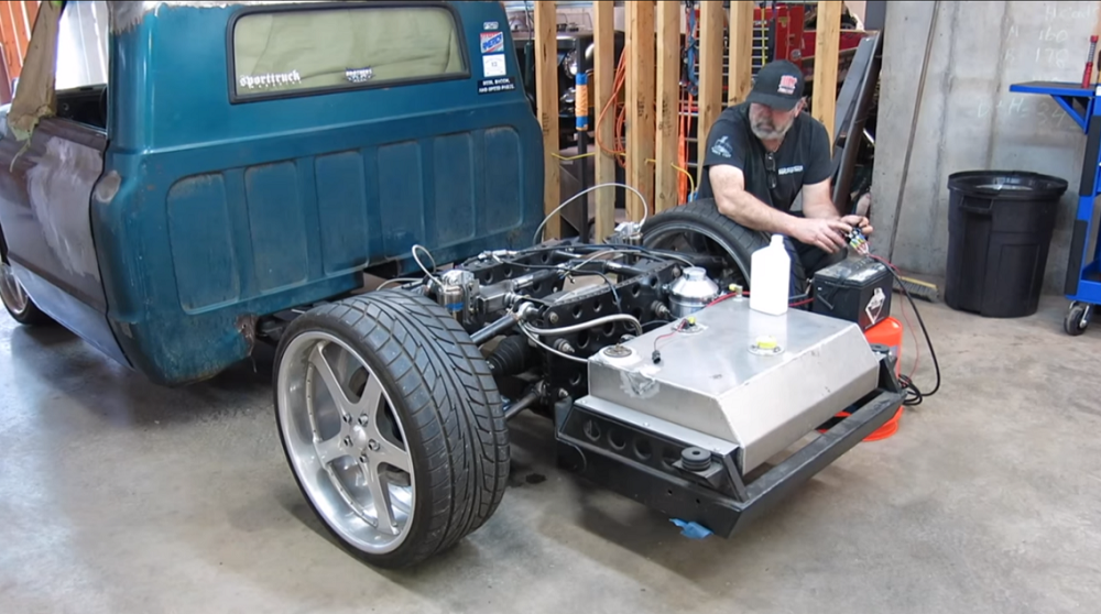 Chevrolet Forum - C10 With Hydraulic Suspension Can Lay Frame and Carve Corners 