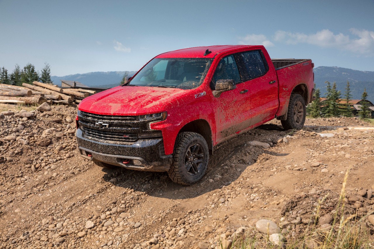 Chevrolet Silverado vs. the Sierra: Which is Better?