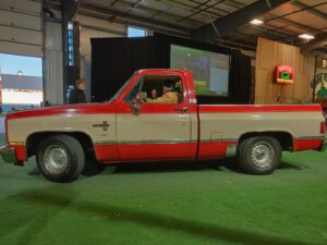 1986 Chevrolet C10 - Mecum Davenport 2019