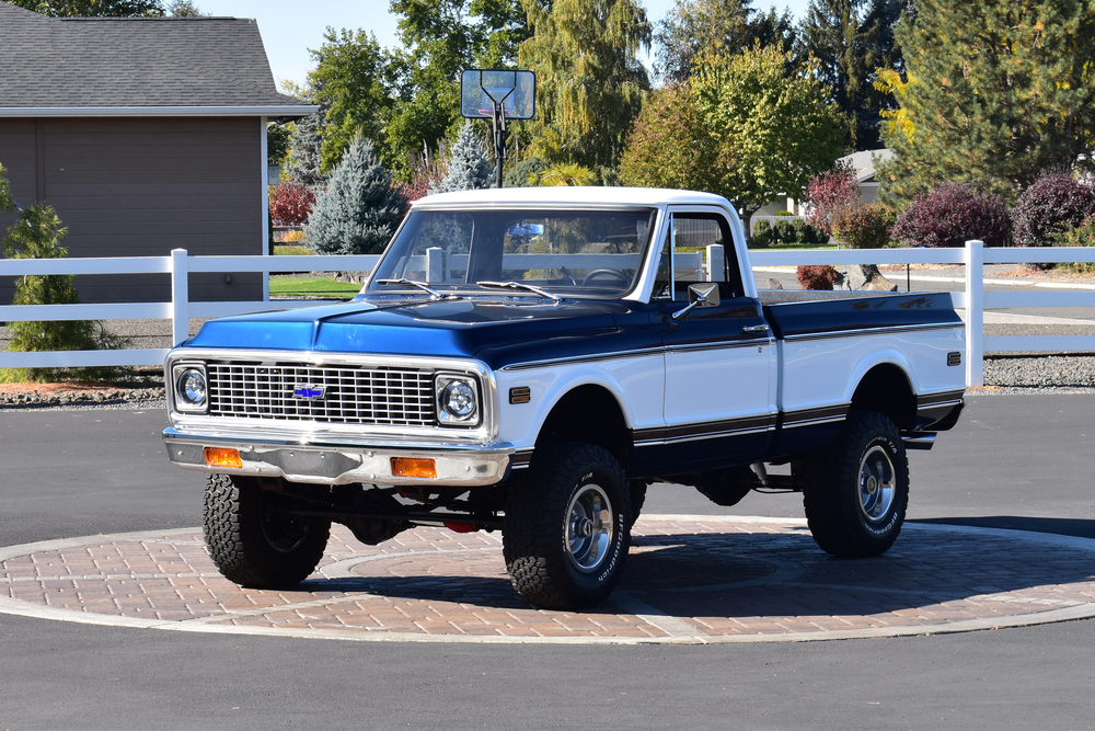 Best Hits Of The 1970s Our Favorite Two Toned Square Body Trucks