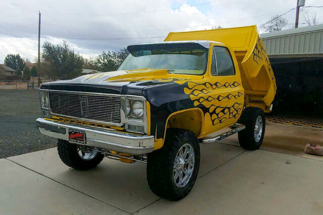 1977 Chevy Square Body Show Truck