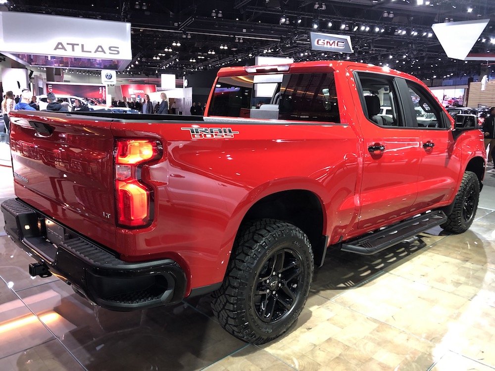 202 Chevrolet Silverado Trail Boss - 2019 Los Angeles Auto Show