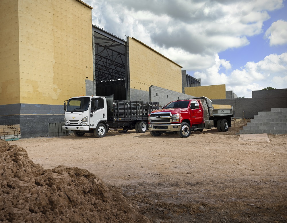 2021 Low Cab Forward trucks will offer a new 6.6L V-8 gas engine