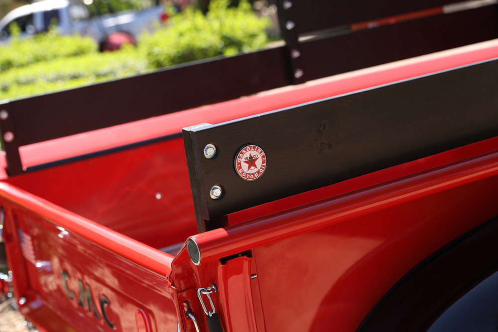 1952 Texaco themed GMC 101 pickup