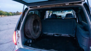 1994 GMC K1500 Rear tailgate storage area spare tire 4x4 Offroad Ready