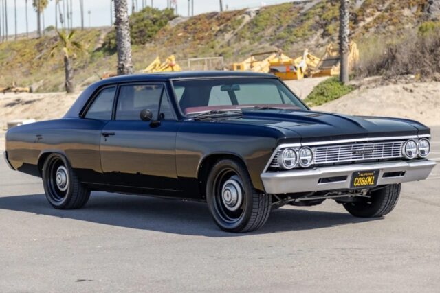 Unreal 454-Powered 1966 Chevrolet Chevelle 300 is a Menacing Machine