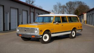 1972 Chevy C20 Suburban