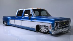 Custom 1974 Chevy C30 Crew Cab Dually