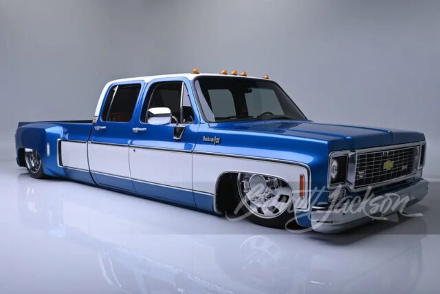 Custom 1974 Chevy C30 Crew Cab Dually